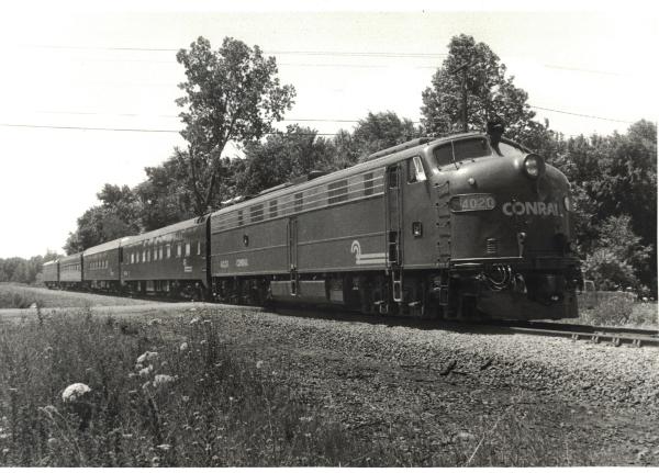 Photograph of E8 4020 with an OCS Train in Mount Marion NY