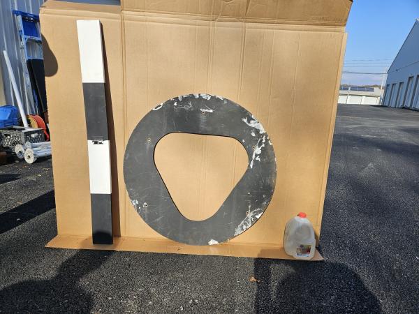Round Background for General Railway Signal Co. (GRS) Type G, 3-light signal, ex-NYC