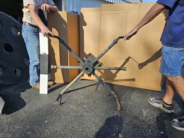 PRR position-light Spider Arm with Terminal Box; A (top) head of 2-headed signal mast.