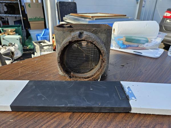 PRR position-light Lamp Housing with lens, no guts