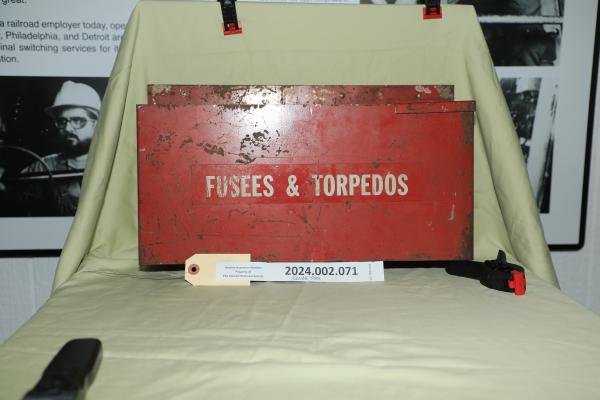 Red metal fusee and torpedo storage box