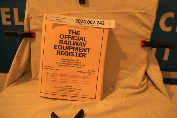 Official Railway Equipment Register, 1995-04-25