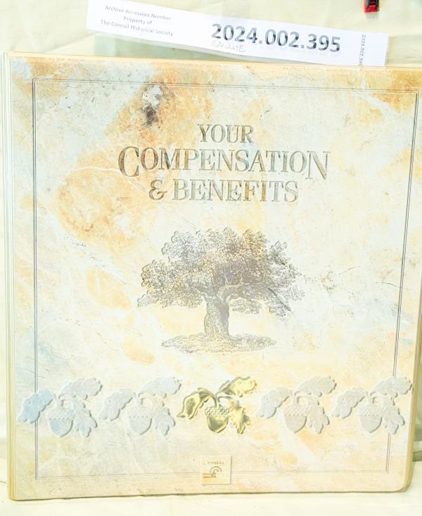 CR Compensation & Benefits binder with dividers
