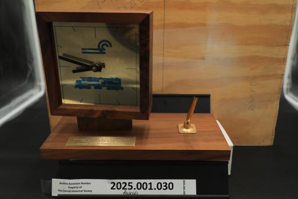 Desk clock & pen holder Allegheny Div. M-O-W Dept., Million Man Hours Award 1984
