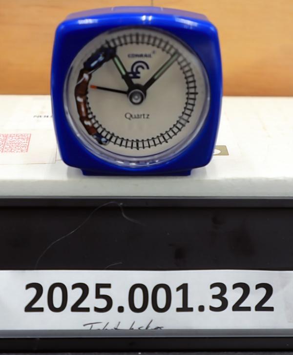 Conrail clock