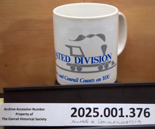 CR safety mug, blue on white