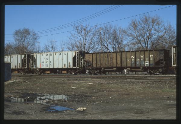 Photo of Class CC71B 53807 in Toledo, OH on 4/1982
