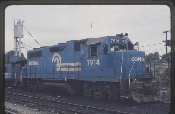 Photo of EMD GP38 7914 in Niles, OH on 8/17/1980