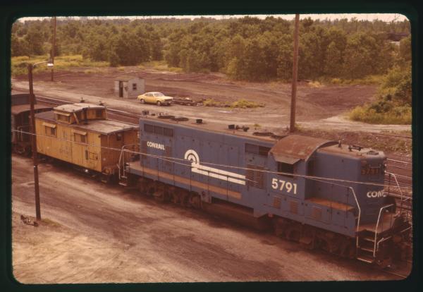 Photo of EMD GP7 5791 in Oregon, OH on 6/21/1980