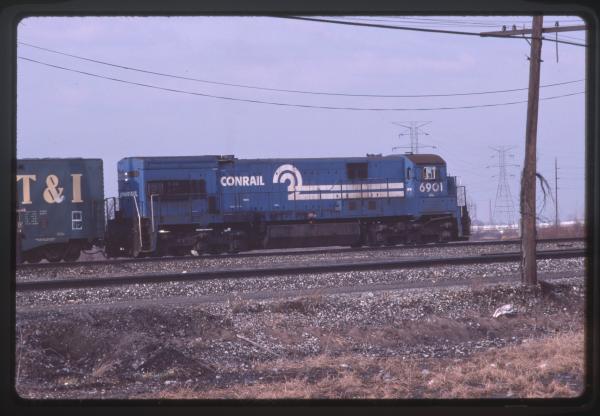 Photo of GE U23C 6901 in Walbridge, OH on 12/16/1984
