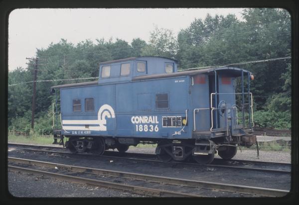 Photo of N4A Class Caboose 18836 in Niles, OH on 8/17/1980