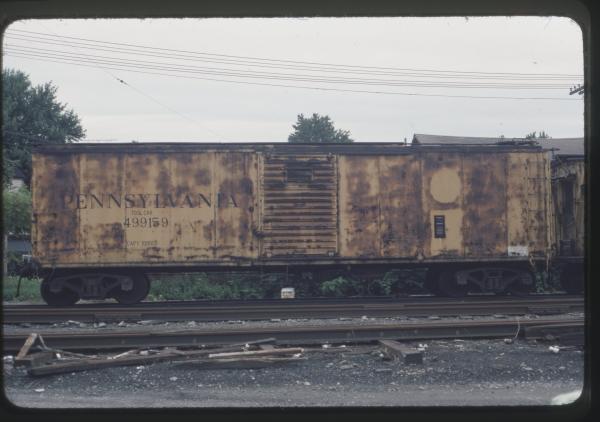Photo of Miscellaneous MOW Equipment 499159 in Niles, OH on 8/17/1980