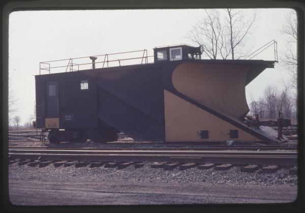 Photo of Miscellaneous MOW Equipment  in Walbridge, OH on 3/15/1981