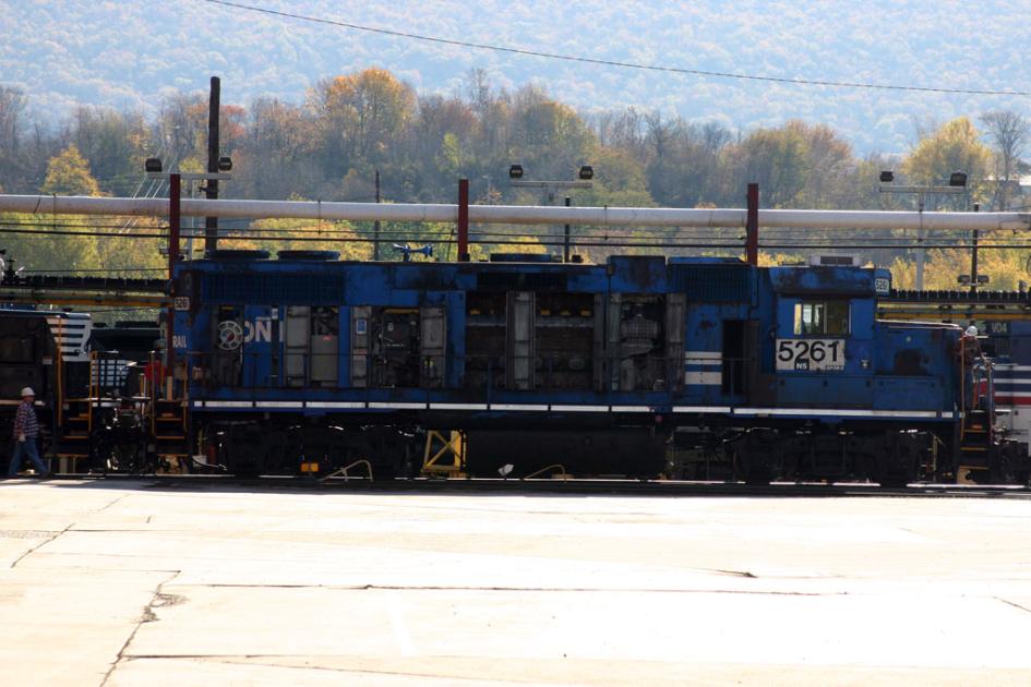 NS 5261 (ex CR 8046) | The Conrail Archive