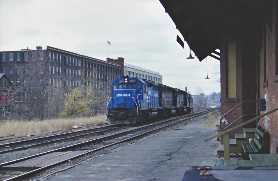 CR 3150 at Windsor Locks, CT. in Oct., 1979. | The Conrail Archive