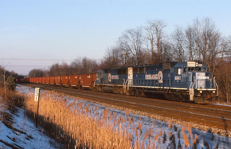 CR 6841 & 6808 on XSH-09E at Antis, PA 1/26/99 | The Conrail Archive