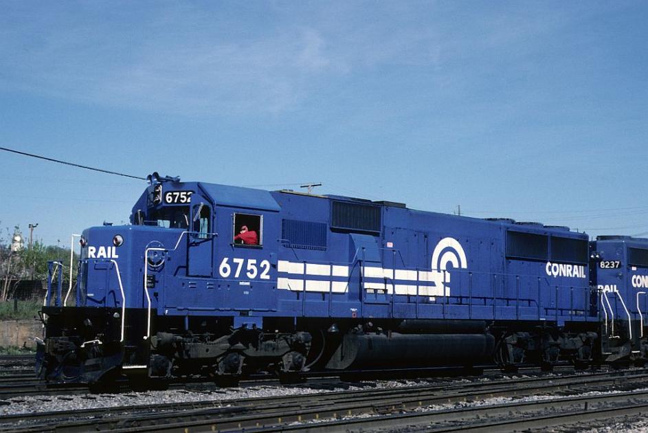 CR 6752 SD50 May 1986 | The Conrail Archive