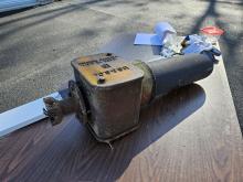 PRR position-light Lamp Assembly with Hood (visor)