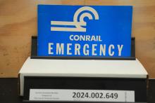 CR emergency placard